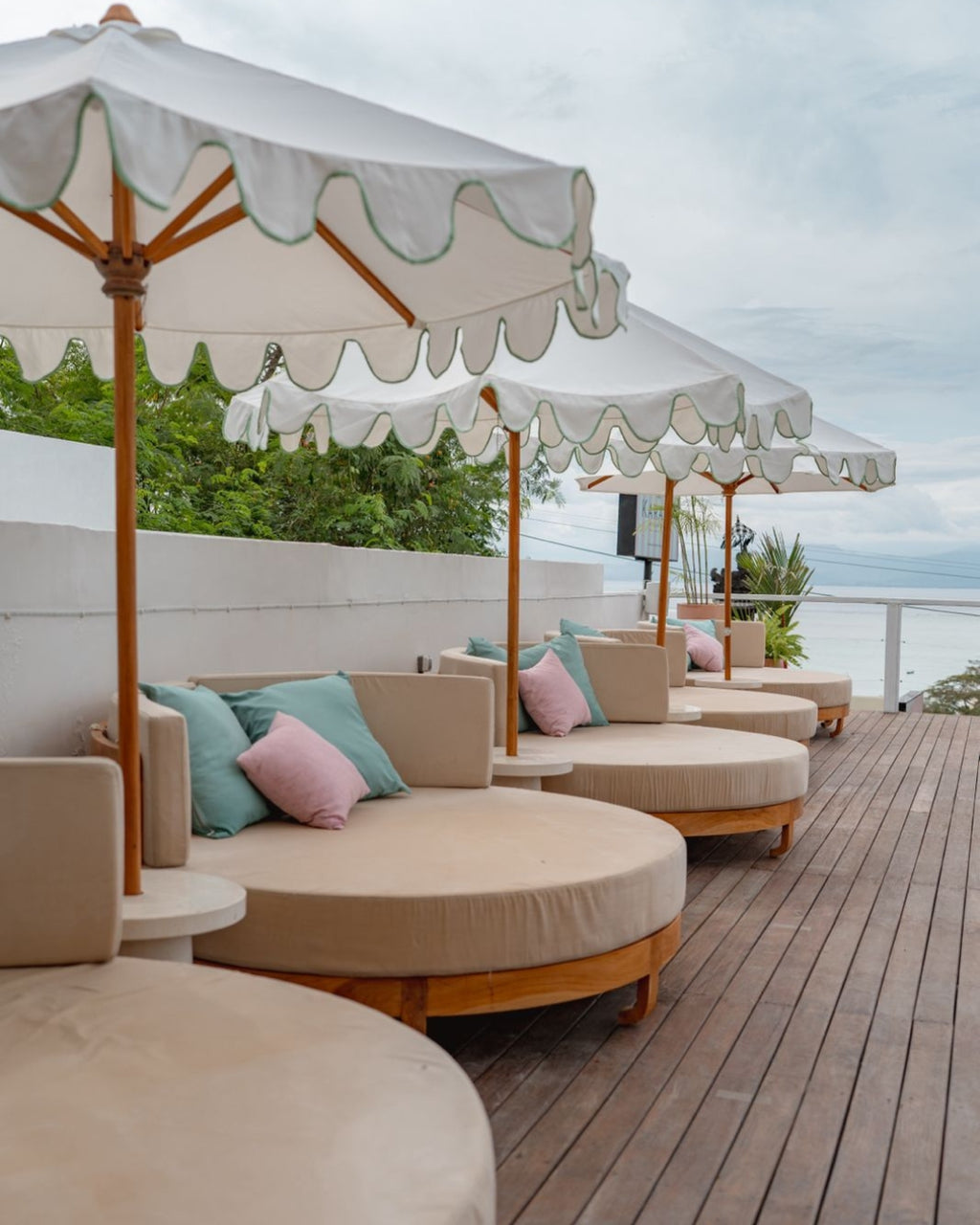 Round Day Bed Booking Karana Nusa Lembongan